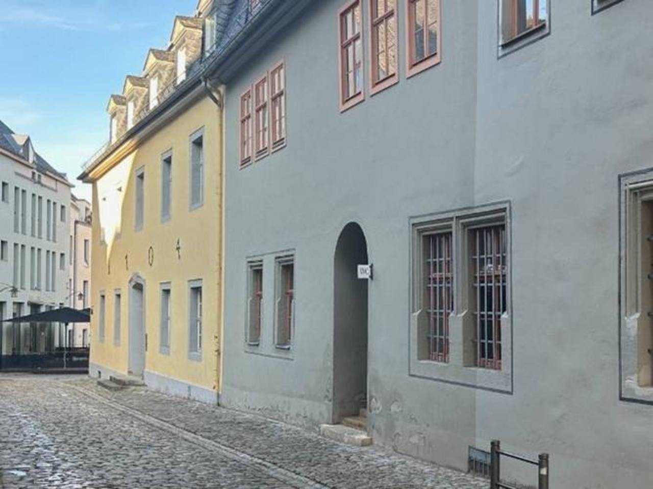 Toilette Parallelstraße hinter Martkostseite